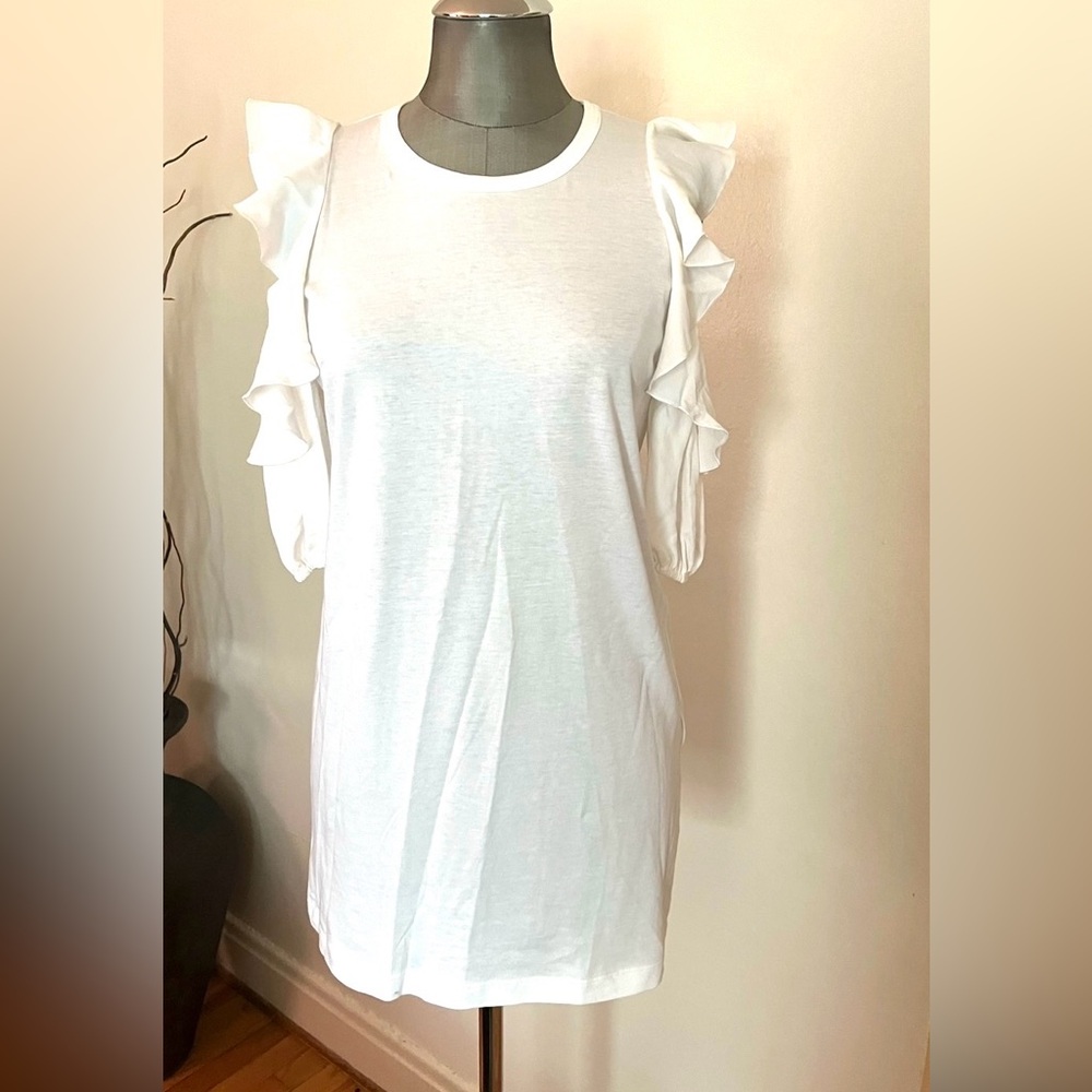 White Ruffle Sleeve Top N•21